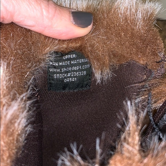 Boots - Picture 4 of 7